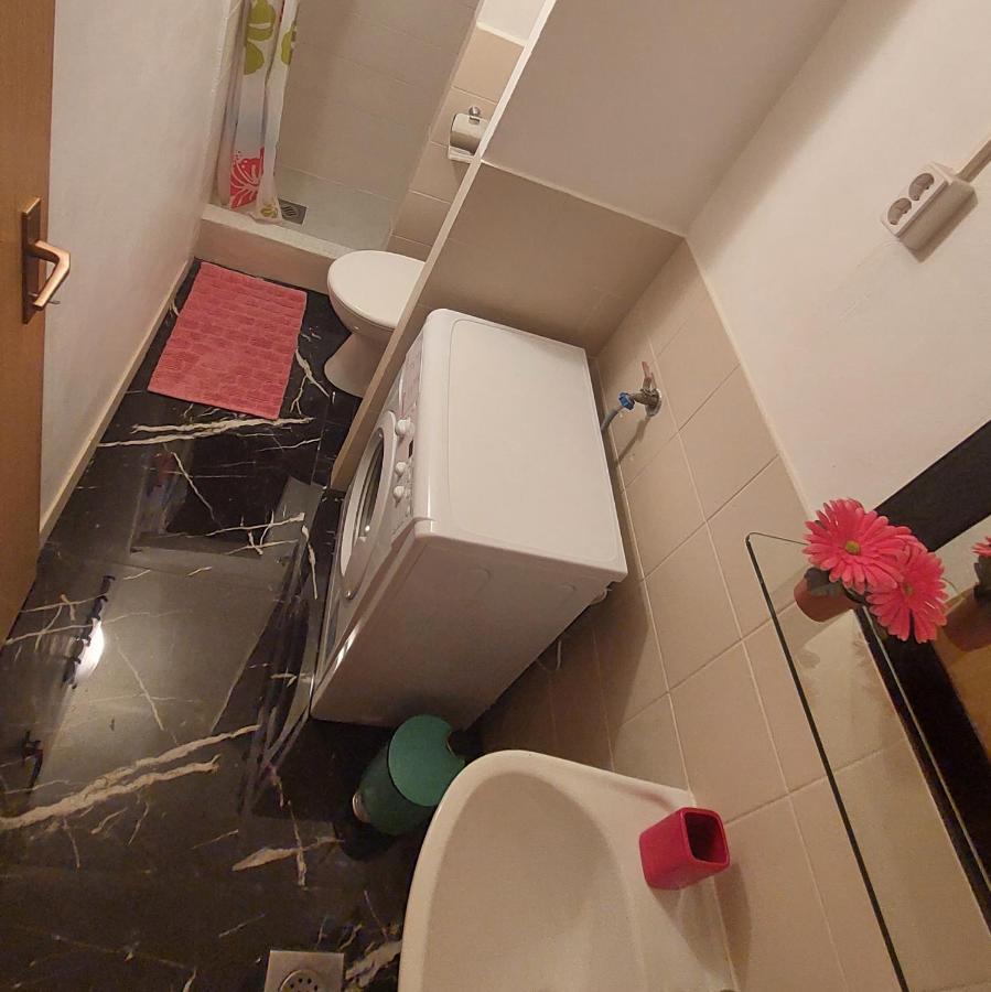 R&E Apartment Split Bagian luar foto