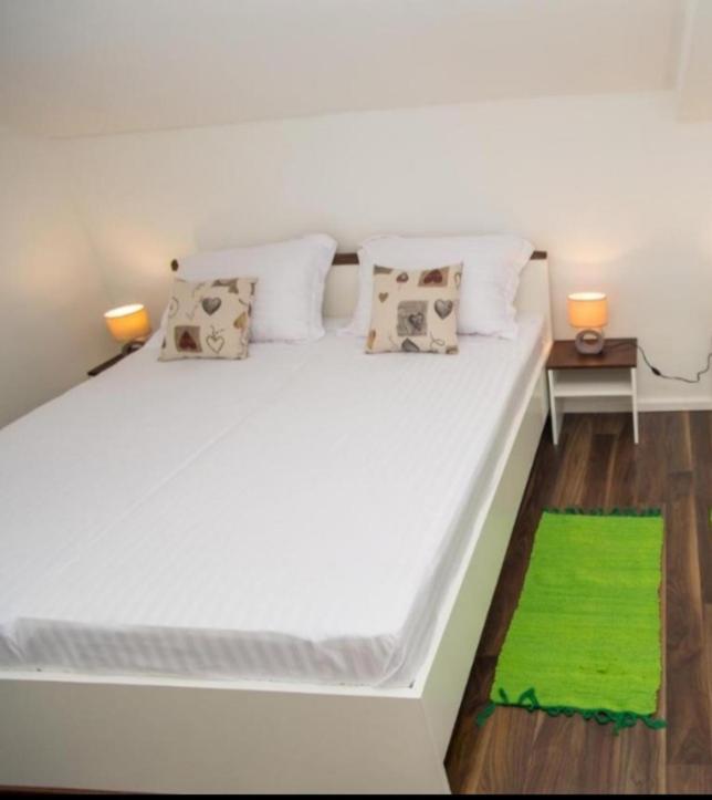 R&E Apartment Split Bagian luar foto